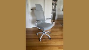 10 Best Comfortable Desk Chairs Under 200 for Your Workspace
